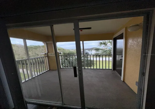 12th image of 5459 Vineland Rd #4310, Orlando, FL 32811 | MLS# O6316903