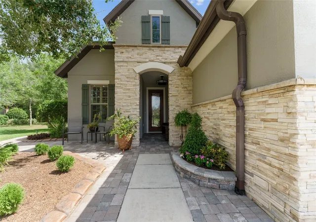 Photo 3 of Single family home for sale at 9158 SW 65th Loop, Ocala, FL 34481 | MLS# OM703370 | Listing updated on 2026-08-31