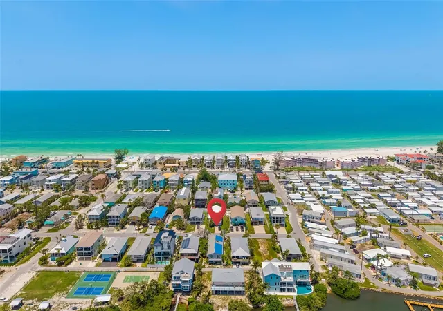 2nd image of 2513 Avenue B #B, Bradenton Beach, FL 34217 | MLS# A4655549