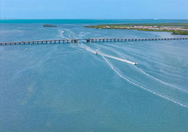 2nd image of 2513Th Ave B, BRADENTON BEACH, FL 34217