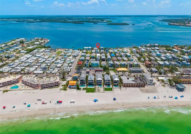 4th image of 2513Th Ave B, BRADENTON BEACH, FL 34217