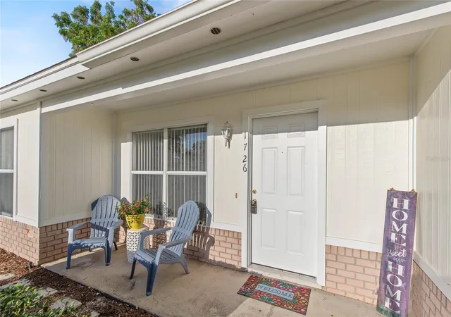 Photo 3 of Single family home for sale at 1726 Tropical Ct, Tavares, FL 32778 | MLS# G5098157 | Listing updated on 2026-10-07