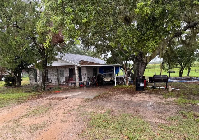 Photo 2 of Single family home for sale at 4011 E Robinson Dr, Haines City, FL 33844 | MLS# L4953686 | Listing updated on 2025-12-06
