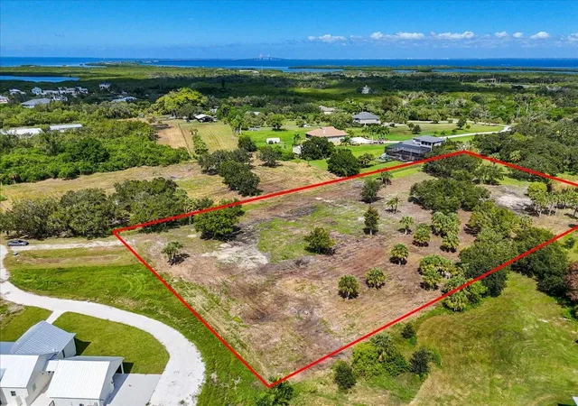 Homes for sale in Terra Ceia, FL | 107 Tillett Pl, Terra Ceia, FL 34250 | MLS# TB8395873