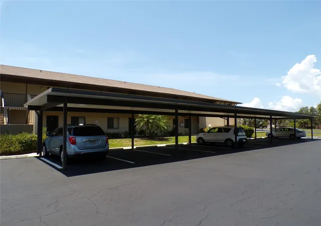 Photo 3 of Condo for sale at 4016 Oakview Dr #J6, Punta Gorda, FL 33980 | MLS# A4655654 | Listing updated on 2026-06-08