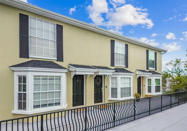 2nd image of 609 S Gln Ave, TAMPA, FL 33609