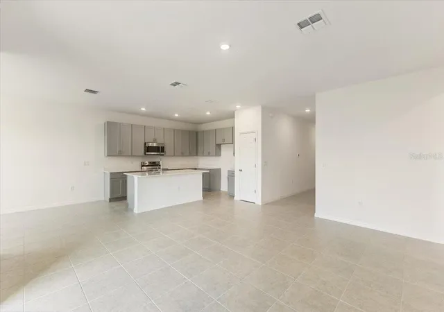 Homes for sale in Fruitland Park, FL | 789 Lemon Ave, Fruitland Park, FL 34731 | MLS# O6317618