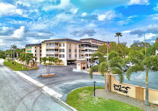 Homes for sale in Belleair Bluffs, FL | 139 Bluff View Dr #405, Belleair Bluffs, FL 33770 | MLS# TB8396715