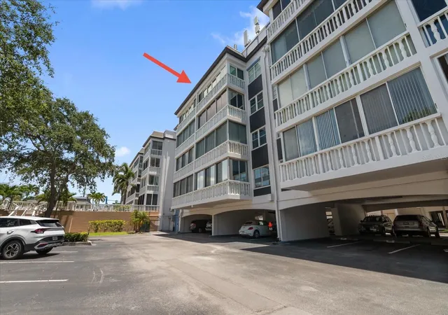Homes for sale in Belleair Bluffs, FL | 139 Bluff View Dr #405, Belleair Bluffs, FL 33770 | MLS# TB8396715
