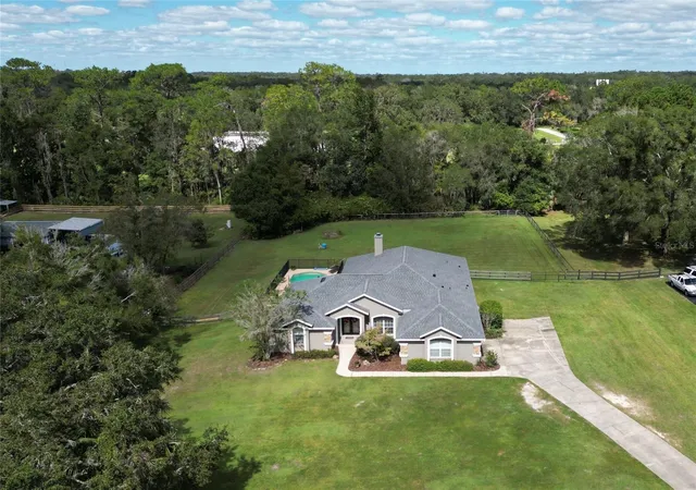 Photo 2 of Single family home for sale at 2151 Se 59th Street, Ocala, FL 34480 | MLS# OM703624 | Listing updated on 2026-09-18