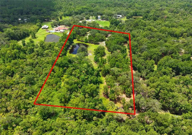 1st image of 1676 Sunset Trl, Geneva, FL 32732 | MLS# V4943256