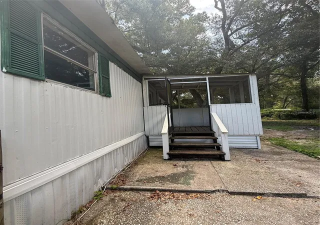 3rd image of 17085 Ne 36Th Ave, Citra, FL 32113 | MLS# OM703643