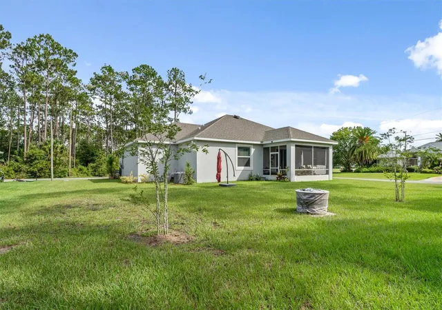 Photo 4 of Single family home for sale at 5 Bud Holw Dr, Palm Coast, FL 32137 | MLS# FC310521 | Listing updated on 2026-07-01