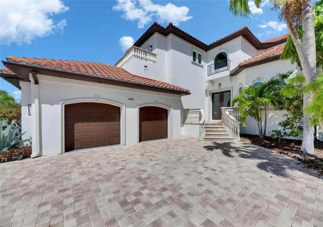 Photo 2 of Single family home for sale at 6418 Bright Bay Ct, Apollo Beach, FL 33572 | MLS# TB8397050 | Listing updated on 2026-10-01