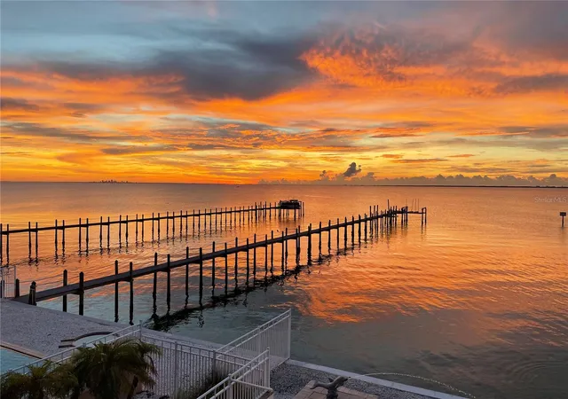 Photo 3 of Single family home for sale at 6418 Bright Bay Ct, Apollo Beach, FL 33572 | MLS# TB8397050 | Listing updated on 2026-10-01