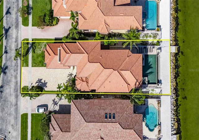 Photo 4 of Single family home for sale at 6418 Bright Bay Ct, Apollo Beach, FL 33572 | MLS# TB8397050 | Listing updated on 2026-10-01