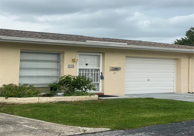 Homes for sale in Dunedin, FL | 832 Cambridge Ct, Dunedin, FL 34698 | MLS# TB8397248