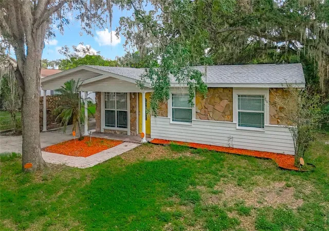 2nd image of 307 Fern Cliff Ave, Temple Terrace, FL 33617 | MLS# TB8397510