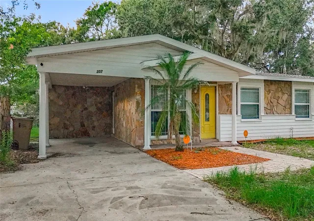 image of 307 Fern Cliff Ave, Temple Terrace, FL 33617 | MLS# TB8397510