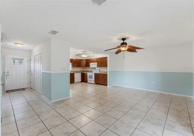 Photo 3 of Condo for sale at 7135 Trenton Pl, New Port Richey, FL 34653 | MLS# W7876529 | Listing updated on 2026-10-05