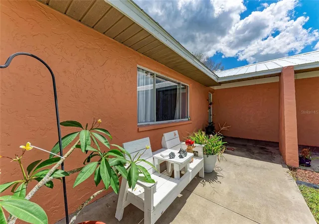 Photo 4 of Sale Pending at 2406 15th Street W, Palmetto, FL 34221 | MLS# A4656188 | Listing updated on 2026-08-14