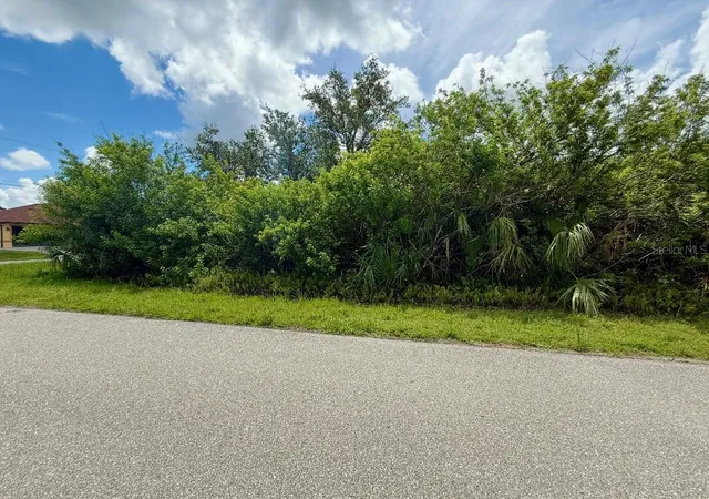 Photo 1 of Land for sale at 6057 Bowie Ln, Englewood, FL 34224 | MLS# C7511299 | Listing updated on 2026-06-10