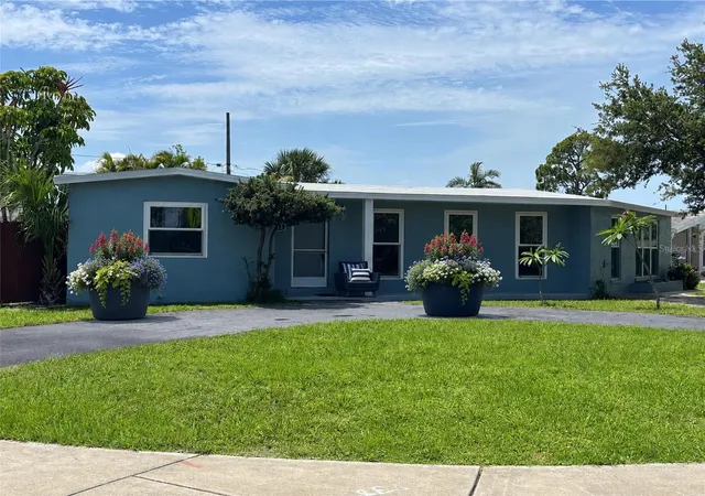 Photo 1 of Single family home for sale at 2513 Ambrose Ln, Port Charlotte, FL 33952 | MLS# C7511302 | Listing updated on 2026-09-22