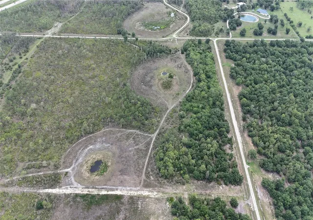 2nd image of 21041 Granville Rd, North Fort Myers, FL 33917 | MLS# OM703865
