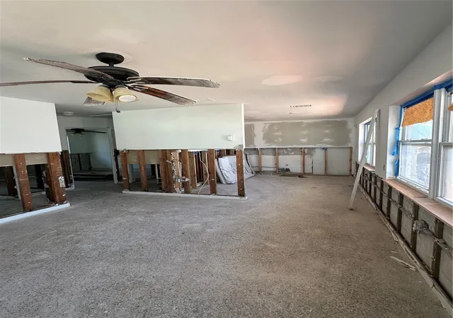 4th image of 13434 1St St E, Madeira Beach, FL 33708 | MLS# A4656281
