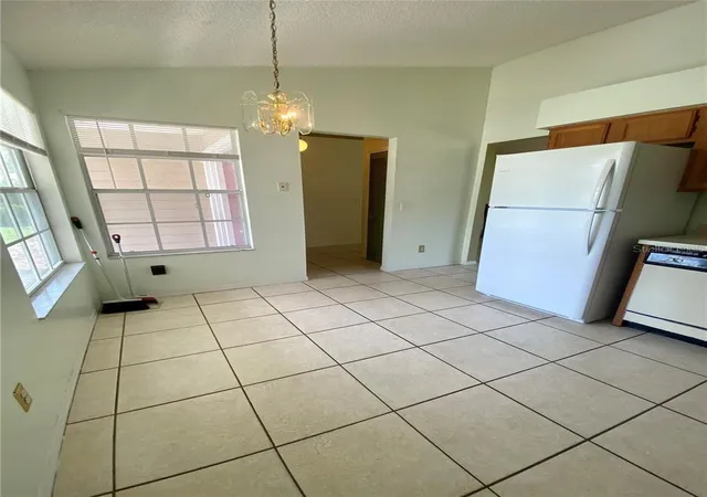 5th image of 5230 Clarion Oaks Dr, Orlando, FL 32808 | MLS# S5129239