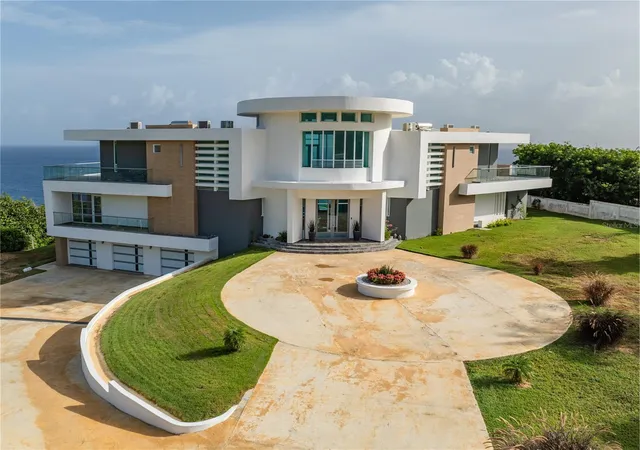 Homes for sale in Quebradillas, PR | 991 Calle Estacion, Quebradillas, PR 00678 | MLS# PR9114395