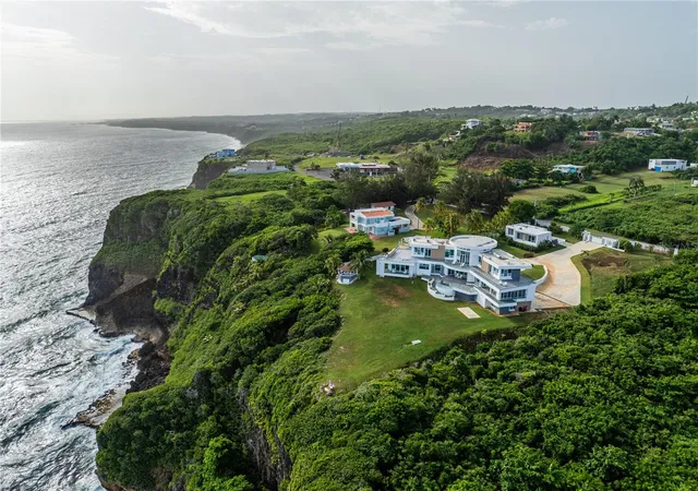Homes for sale in Quebradillas, PR | 991 Calle Estacion, Quebradillas, PR 00678 | MLS# PR9114395