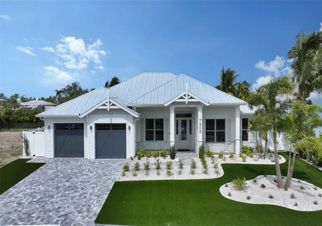 Photo 1 of Single family home for sale at 8009 20th Place W, Bradenton, FL 34209 | MLS# A4656597 | Listing updated on 2026-06-10