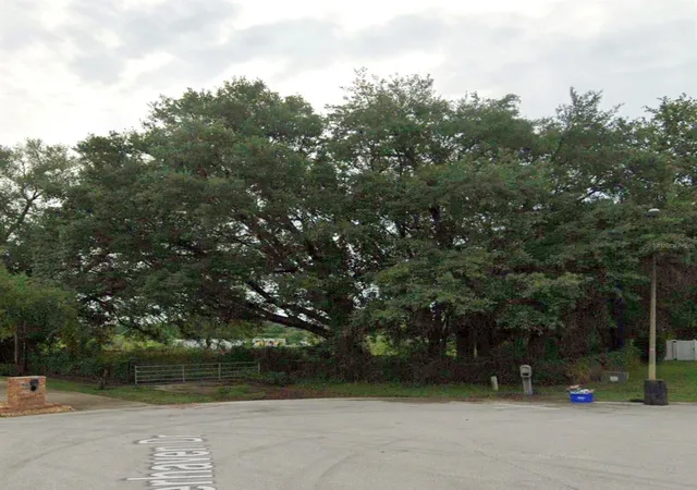 Photo 1 of Land for sale at 670 Summerhaven Dr, Debary, FL 32713 | MLS# O6320382 | Listing updated on 2026-09-07