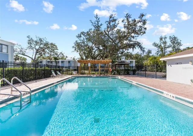 5th image of 5310 26Th W St, BRADENTON, FL 34207
