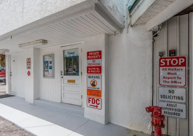 4th image of 200 Windward Psge #66, Clearwater Beach, FL 33767 | MLS# TB8399605