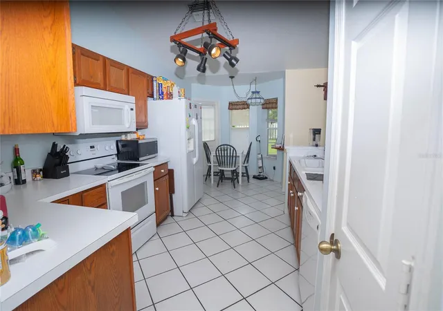 Photo 2 of Sale Pending at 2773 Woodstream Cir, Kissimmee, FL 34743 | MLS# S5129493 | Listing updated on 2026-07-24