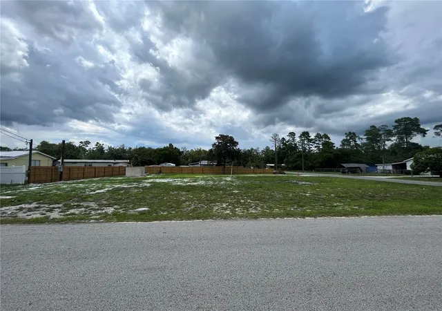 Homes for sale in Paisley, FL | 28245 Bougainvillea Ave, Paisley, FL 32767 | MLS# G5098695