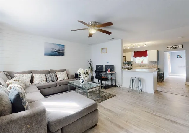 Photo 2 of Single family home for sale at 5476 W Bayshore Dr, Port Orange, FL 32127 | MLS# NS1085273 | Listing updated on 2026-03-26
