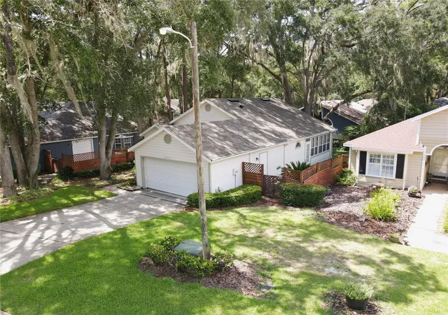 3rd image of 12314 Nw 8Th Pl, Newberry, FL 32669 | MLS# GC531942