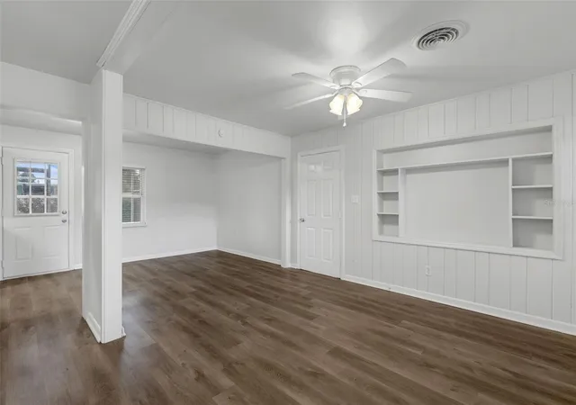 4th image of 203 E Lakeview Ave, Eustis, FL 32726 | MLS# O6320960