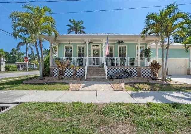 3rd image of 233 Durrance St, Punta Gorda, FL 33950 | MLS# C7511555
