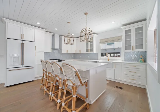 Homes for sale in St Pete Beach, FL | 108 5Th Ave, St Pete Beach, FL 33706 | MLS# TB8400050