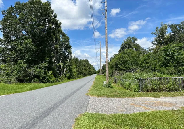 Photo 2 of Land for sale at 411 Alibrandi Rd, Leesburg, FL 34748 | MLS# G5098737 | Listing updated on 2026-01-25