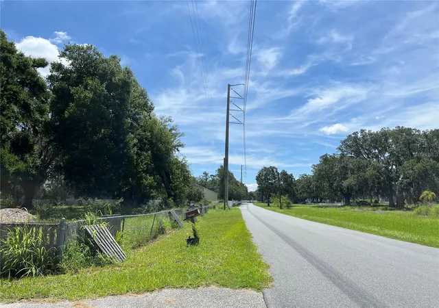 Photo 3 of Land for sale at 411 Alibrandi Rd, Leesburg, FL 34748 | MLS# G5098737 | Listing updated on 2026-01-25