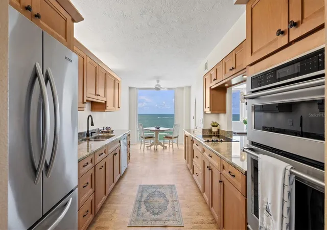 Homes for sale in Longboat Key, FL | 2425 Gulf Of Mexico Dr #10F, Longboat Key, FL 34228 | MLS# A4656887