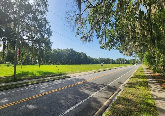 3rd image of 103 E 2Nd Ave E, Pierson, FL 32180 | MLS# O6321321