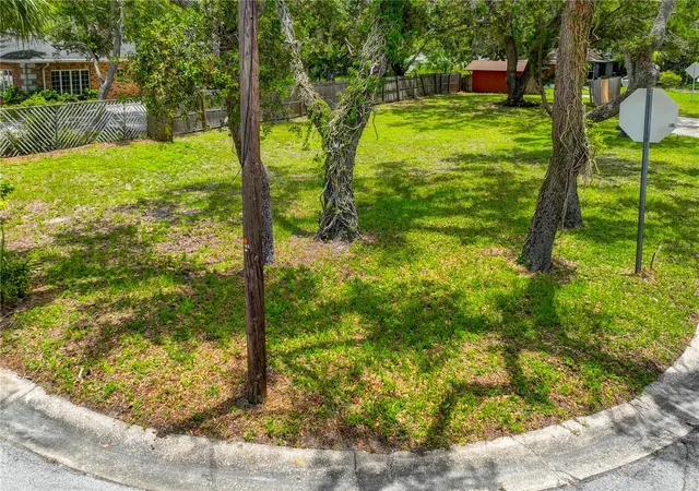 Photo 3 of Land for sale at 1001 Pinellas St, Clearwater, FL 33756 | MLS# TB8400499 | Listing updated on 2026-08-16