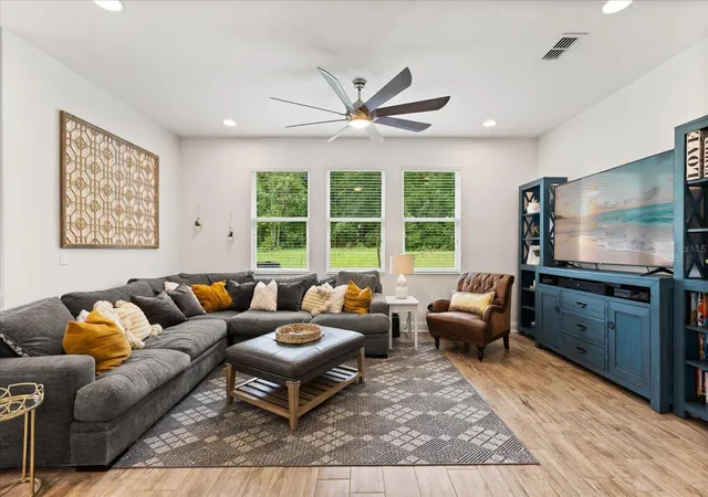 5th image of 31924 Geoff, Sorrento, FL 32776 | MLS# O6321410