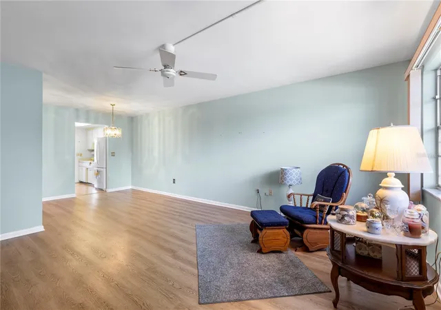 Homes for sale in St. Petersburg, FL | 6000 20Th St N, St. Petersburg, FL 33714
